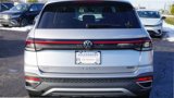 New 2025 Volkswagen Taos SEL image 5