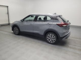 Used 2021 Nissan Kicks SV image 3