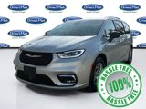 Used 2024 Chrysler Pacifica Limited image 3