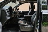 Used 2024 GMC Yukon AT4 w/ Technology Package image 3