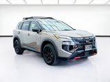 Used 2025 Nissan Rogue SV image 3