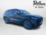 New 2025 Lincoln Aviator Black Label w/ Jet Appearance Package image 3