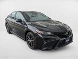 Used 2023 Toyota Camry SE image 3