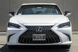 New 2025 Lexus ES 300h w/ Luxury Package image 2