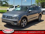 Used 2018 Volkswagen Tiguan SEL Premium w/ 3rd Row Seat Package image 4