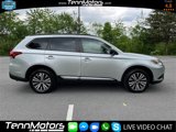 Used 2020 Mitsubishi Outlander ES image 2