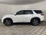 New 2025 Nissan Pathfinder Platinum image 5