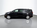 New 2026 Chrysler Pacifica Select image 5