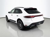 Used 2024 Porsche Macan image 3