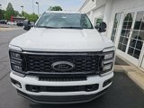 New 2025 Ford F250 4x4 Crew Cab Super Duty image 3
