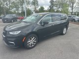 Certified 2023 Chrysler Pacifica Touring-L image 2