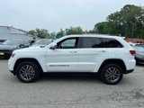 Certified 2022 Jeep Grand Cherokee Limited image 4