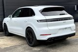 New 2026 Porsche Cayenne Turbo image 3