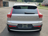 Used 2025 Volvo XC40 B5 Core image 5