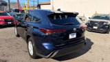 Used 2023 Toyota Highlander LE image 5