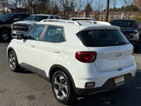 Used 2024 Hyundai Venue SEL image 5