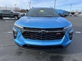 New 2025 Chevrolet Trax RS w/ Sunroof Package image 2