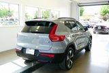 Used 2024 Volvo XC40 B5 Plus image 6