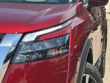 New 2025 Nissan Pathfinder Platinum image 4