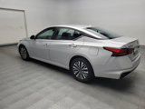 Used 2023 Nissan Altima 2.5 SV image 3