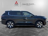 New 2025 Mitsubishi Outlander SE image 4