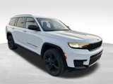 Used 2023 Jeep Grand Cherokee L Laredo image 3