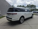 New 2024 Lincoln Navigator L Reserve image 3