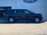 Used 2023 Chevrolet Suburban LT image 3