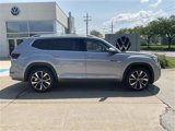 New 2025 Volkswagen Atlas SEL Premium R-Line image 2