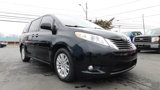 Used 2015 Toyota Sienna XLE Premium image 2