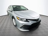 Used 2023 Toyota Camry LE image 3