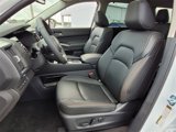 New 2025 Nissan Pathfinder SL image 5