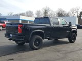 Used 2025 Chevrolet Silverado 2500 ZR2 w/ Technology Package image 3