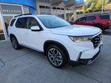 Used 2025 Honda Pilot Elite image 3