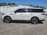 Used 2024 Lincoln Navigator Reserve image 2