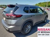 Used 2024 Nissan Rogue S image 5