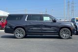 New 2025 GMC Yukon XL Denali Ultimate image 3