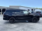 New 2025 Lincoln Navigator Reserve image 3