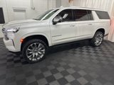 Used 2024 Chevrolet Suburban Premier w/ Premium Package image 5