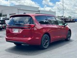 New 2025 Chrysler Pacifica Premium image 3