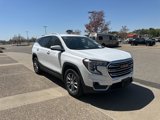 Used 2024 GMC Terrain SLT image 2