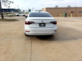 Used 2019 Volkswagen Jetta SE w/ Cold Weather Package image 4