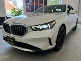 Used 2024 BMW 530i xDrive image 3