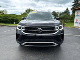 Used 2022 Volkswagen Taos SEL image 2