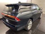 New 2025 Lincoln Navigator Reserve image 6
