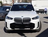 Used 2024 BMW X5 xDrive50e image 3