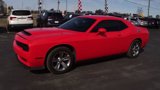 Used 2019 Dodge Challenger SXT image 4