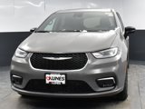 New 2025 Chrysler Pacifica AWD image 3