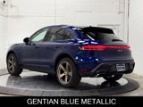 Used 2023 Porsche Macan image 6