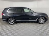 Used 2025 BMW X7 xDrive40i w/ Premium Package image 3